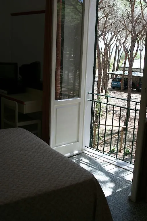 Hotel Villa Nettuno Campo nell'Elba  Marina di Campo